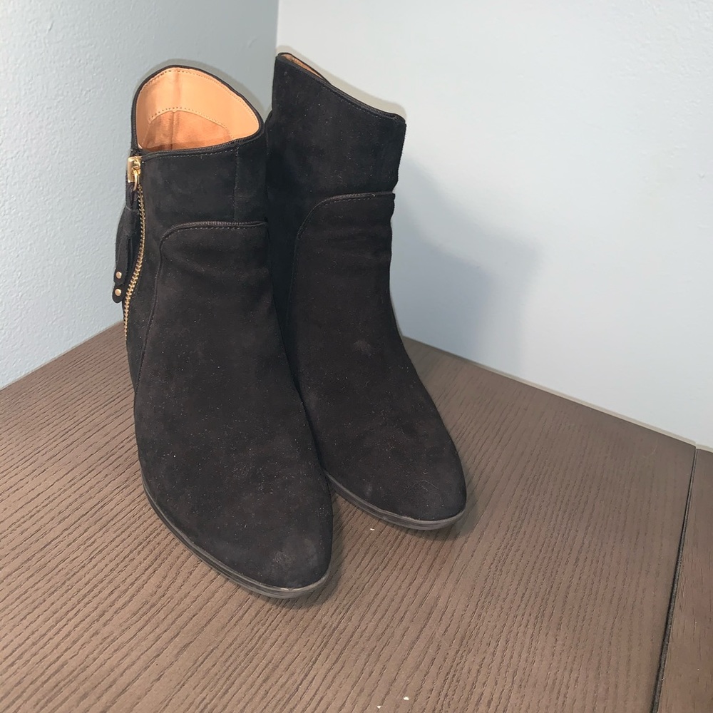 Black bootie heels